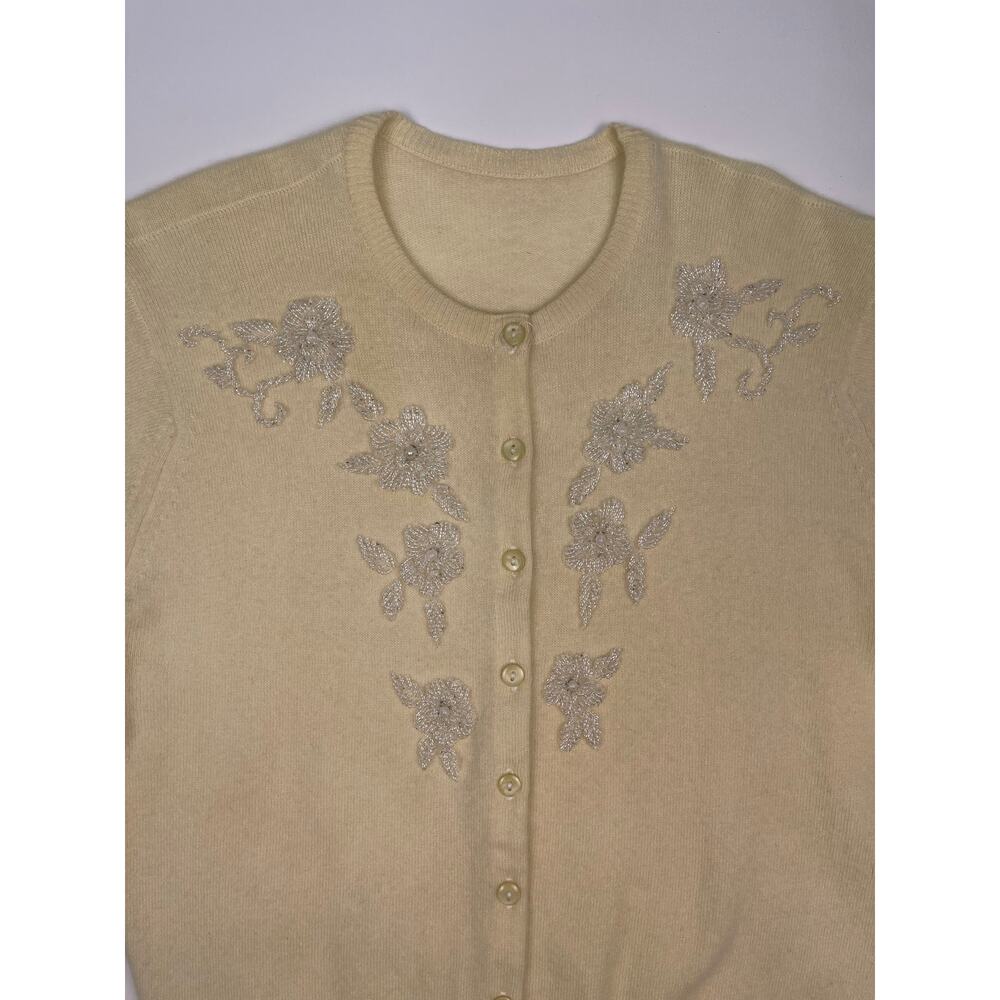 Cashmere Pringle of Scotland Cream Cardigan Beaded Floral Embellishments Sz S - Picture 5 of 11